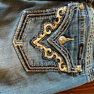 MissMe. Flap Pocket. Boot Cut. Size 30.